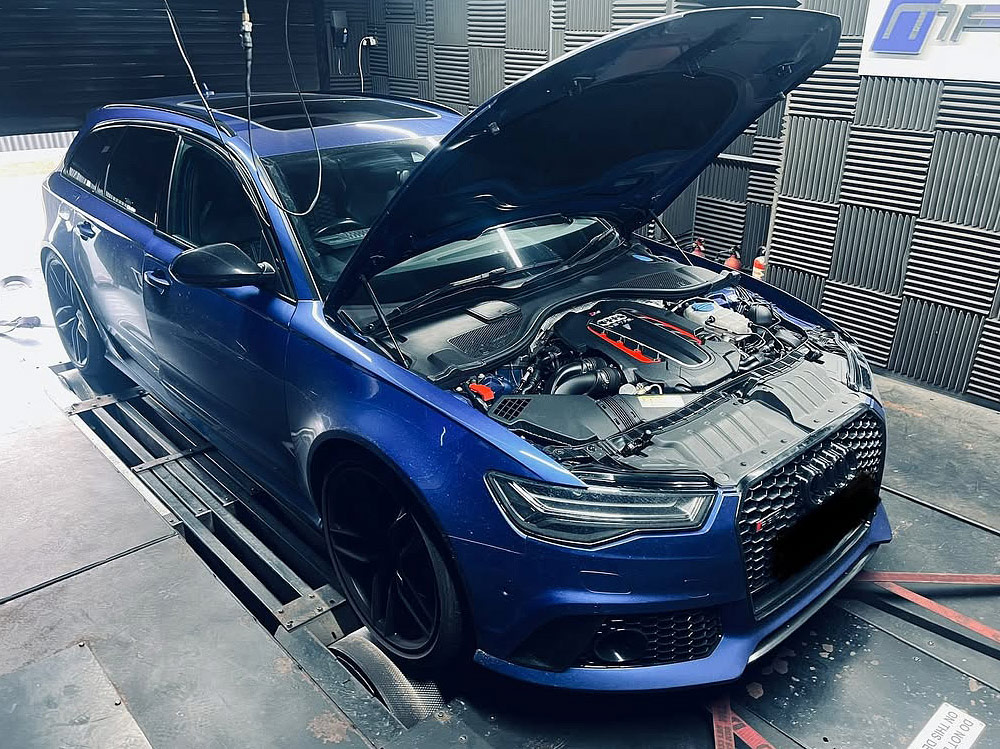 Audi Tuning RS6 C7 Stage2 on the dyno for ECU and TCU remapping